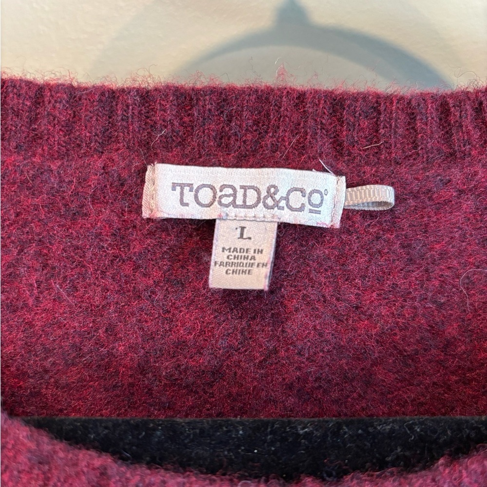 Toad&Co Maroon Sweater with Charcoal Details - Picture 3 of 5